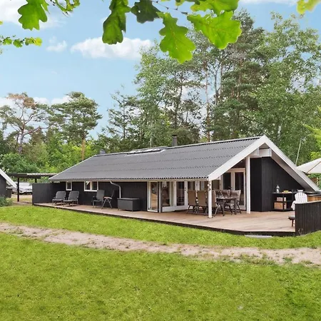 Holiday home Cozy In With Wifi *